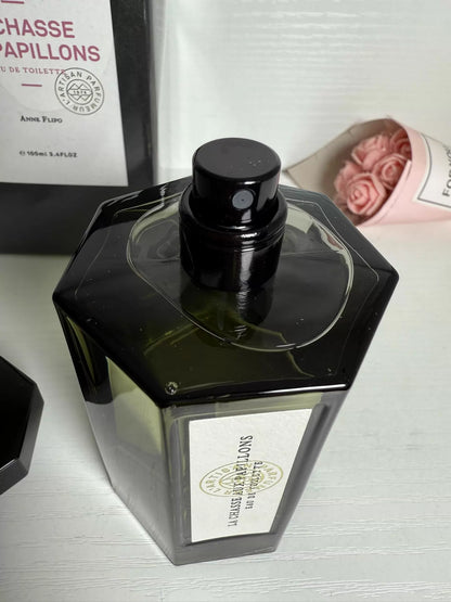 200526-83 Artisian looking butterfly Perfume 100ml 3.4 oz