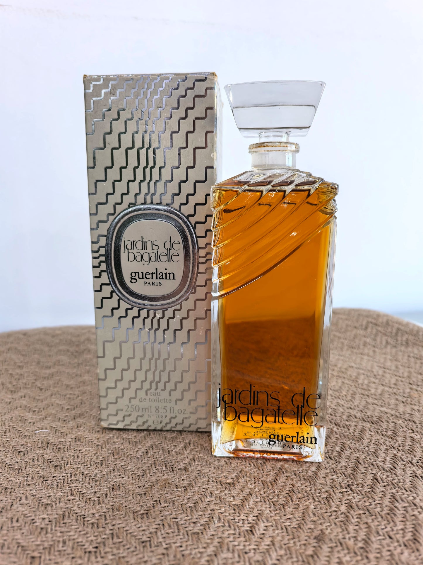 200826-33 Guerlain Jardins Bagatelle 6-digit EDT 250ml 8.5 oz