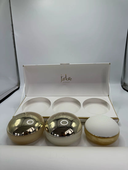 030926-119 Dior True Gold Luxurious