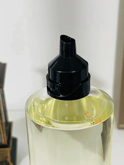 260526-75 Hermès Frosty Earth Refill Parfum 200ml 6.8 oz
