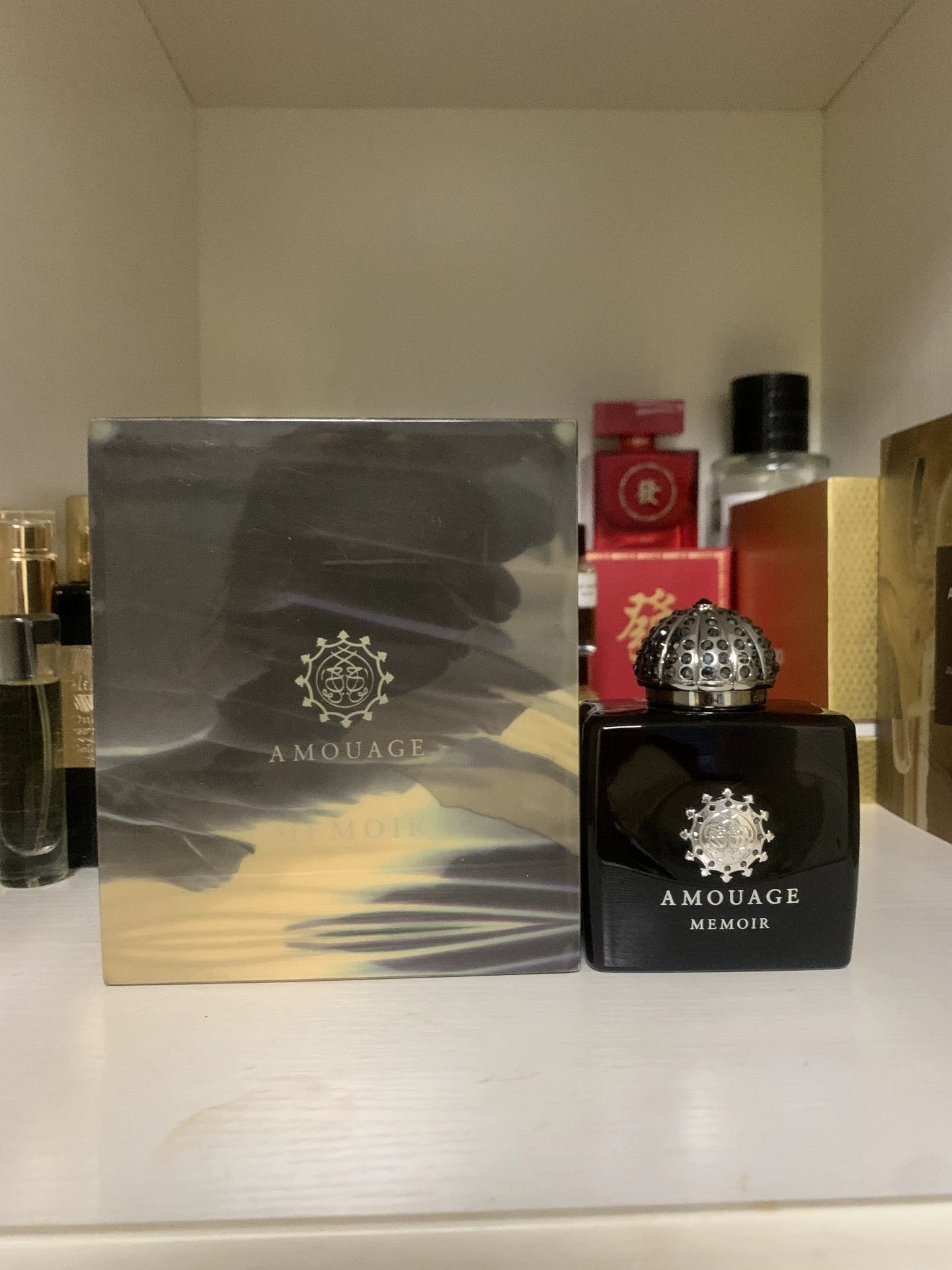 110826-1 Amouage memoirs Perfume