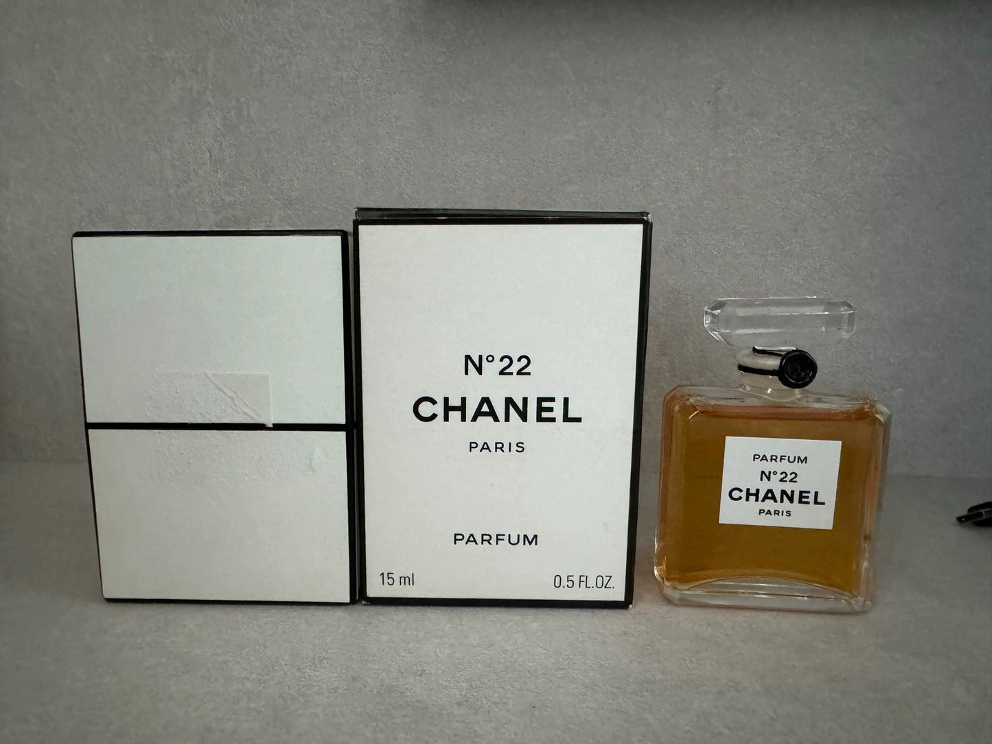 010325-18 Chanel No. 22 Parfum15ml 1/2 oz