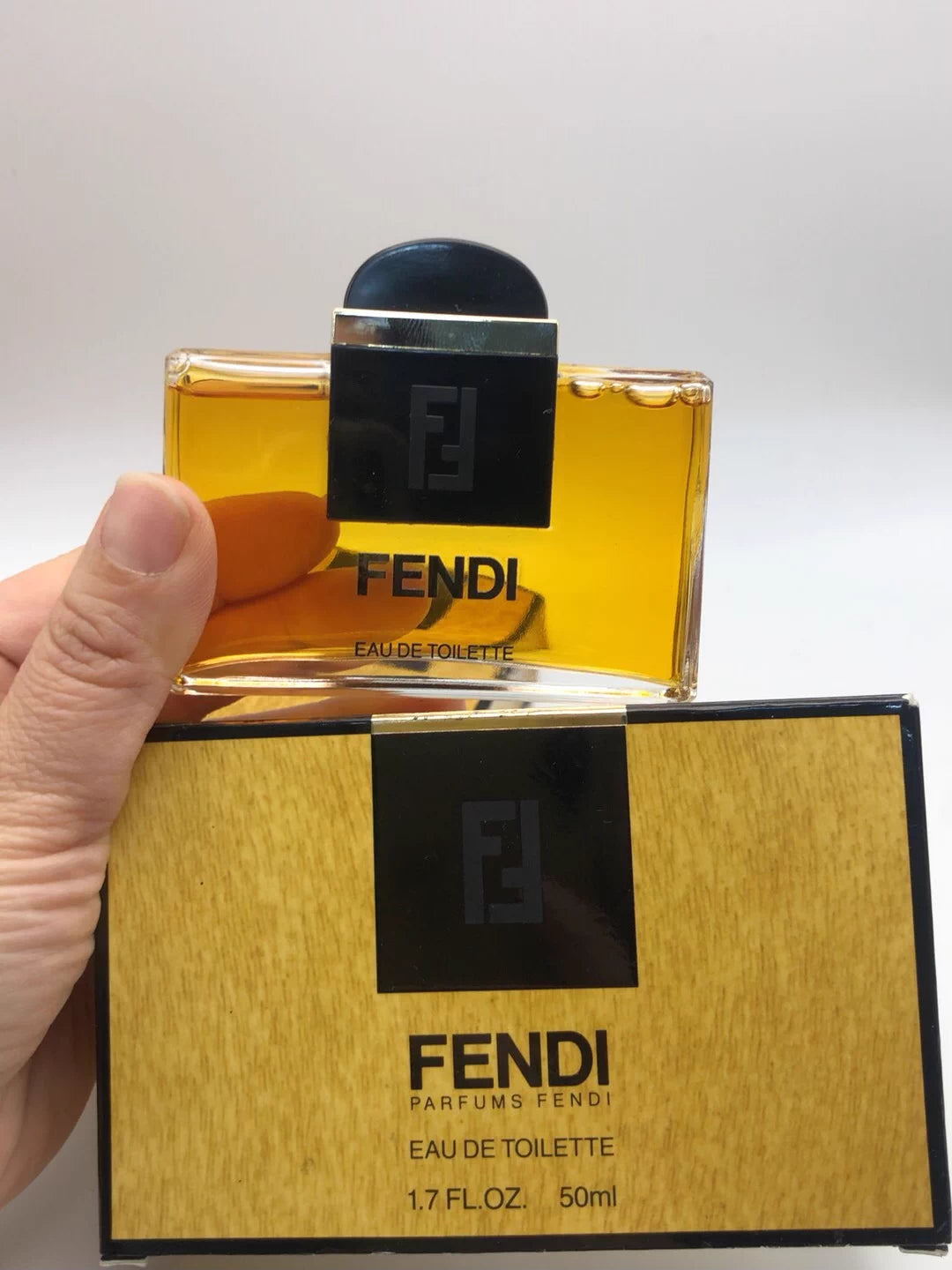 230226-62 Fendi  Women EDT 50ml 1.7 oz