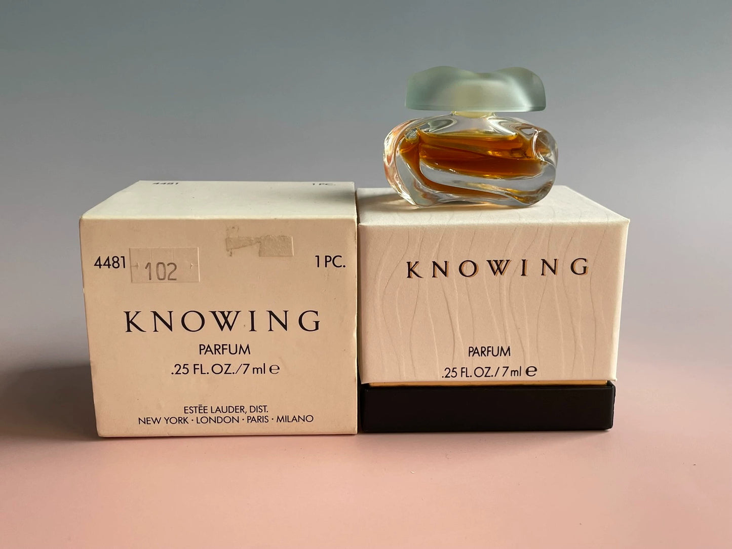 230925-12 Knowing Parfum Perfume 7ml 0.25 oz