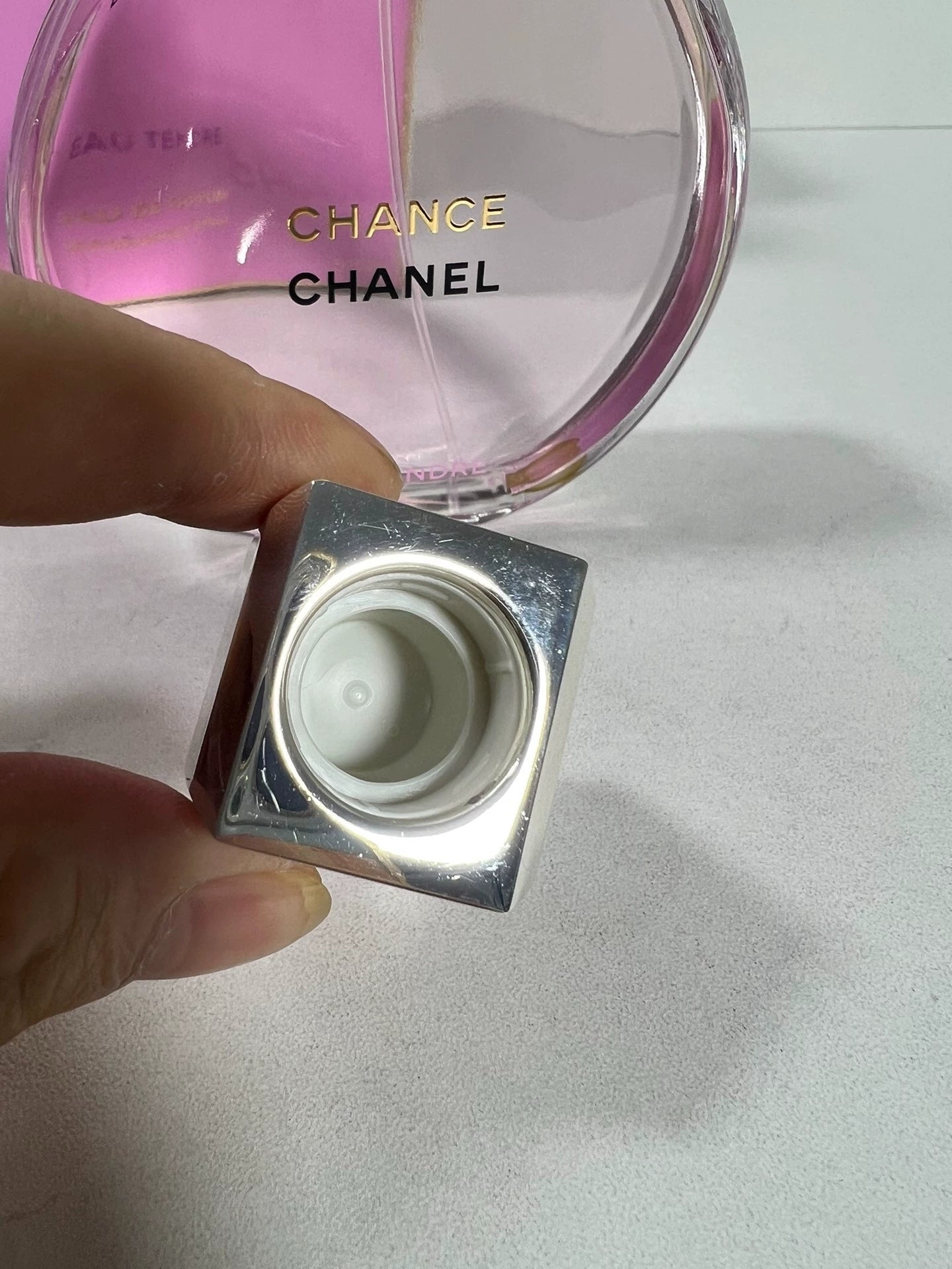 070926-21 Chanel Powder Encounter Box Perfume 150ml 5.1 oz