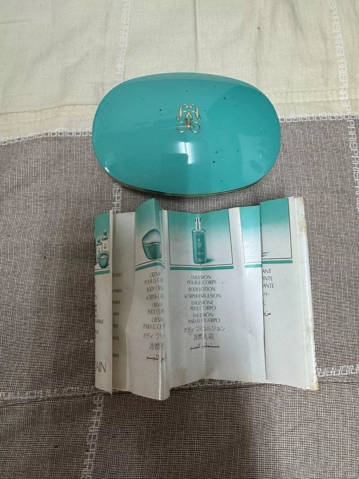 111026-69 Guerlain One Thousand