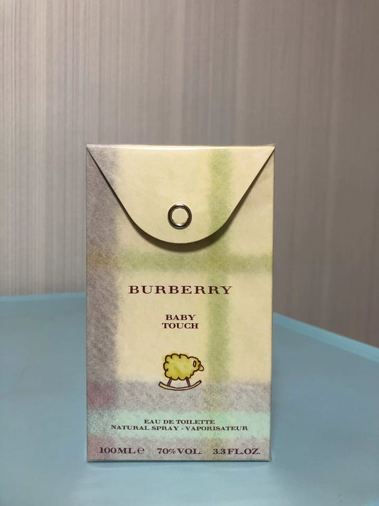 031026-86 Burberry FRAGRANCES EDT