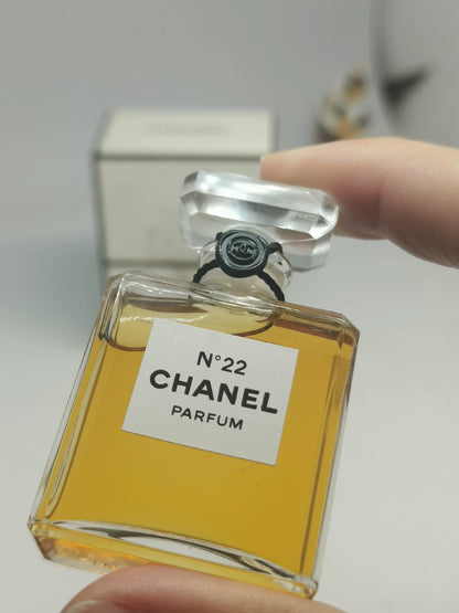 130125-46 Chanel No. 22 perfume 7.5ml 1/4 oz Parfum