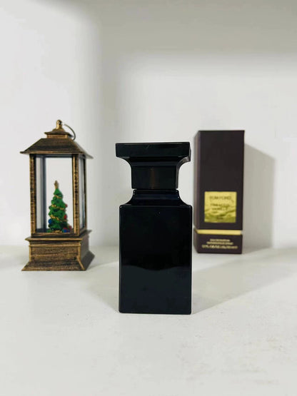 260526-120 Tom Ford Tobacco Vanilla Parfum 50ml 1.7 oz