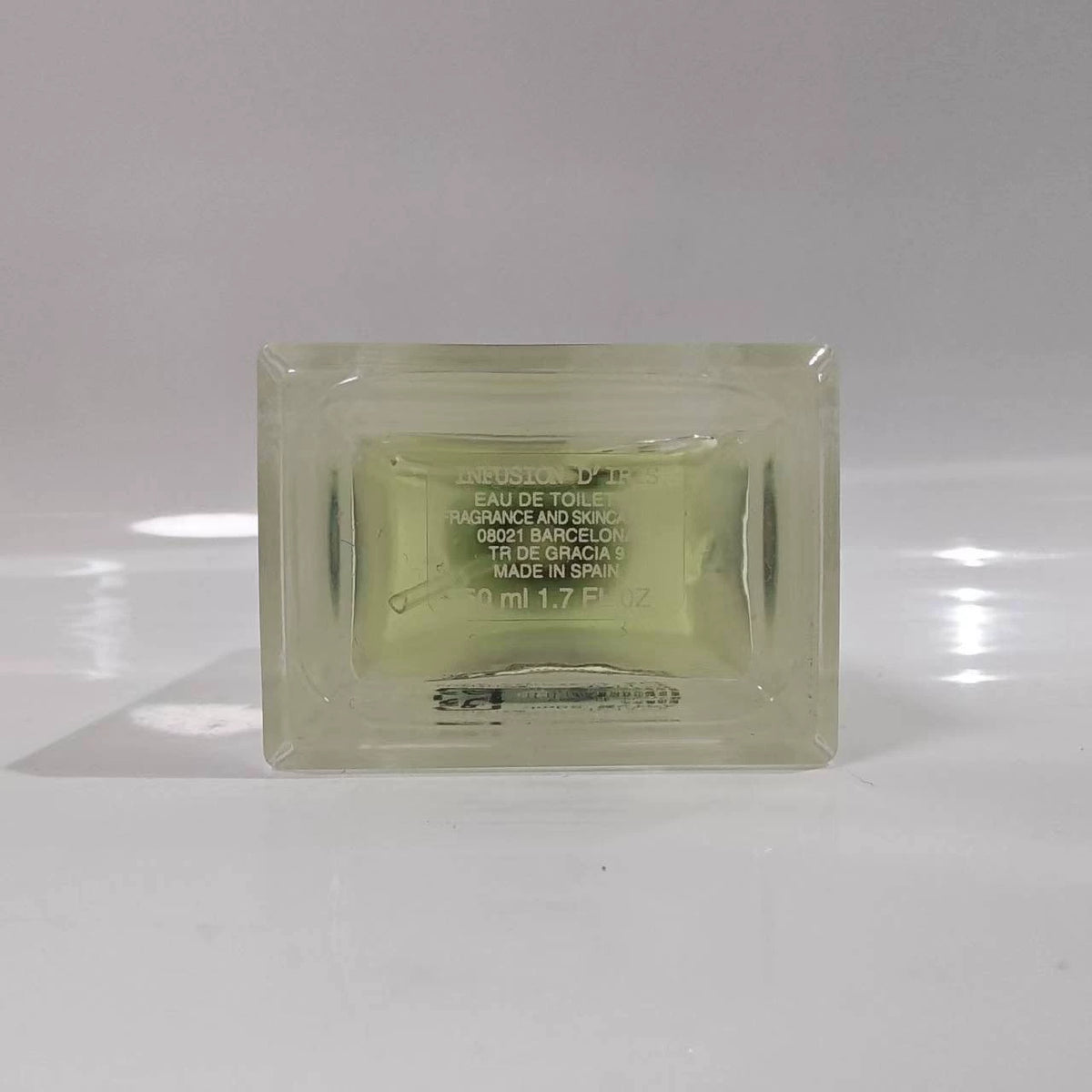 020926-86 Prada Iris