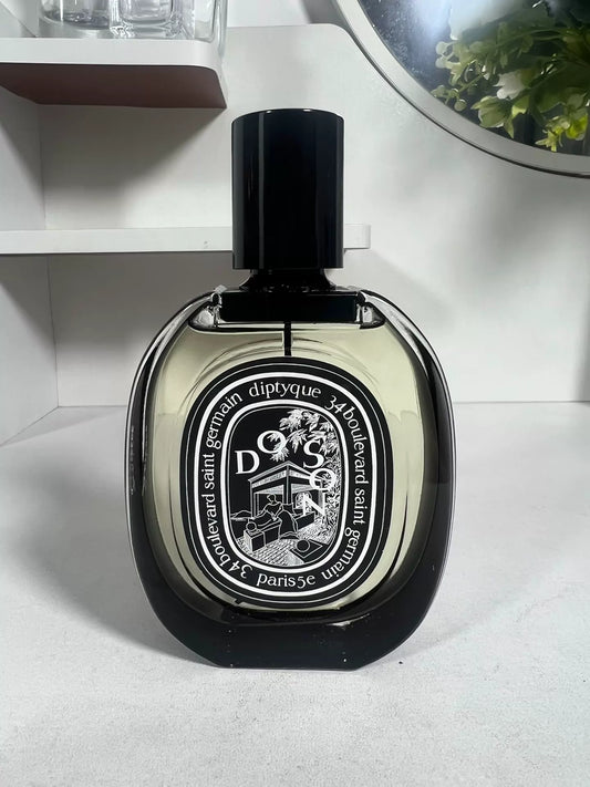 270726-176 Tipique Toussaint Tuberose Parfum 75ml 2.5 oz