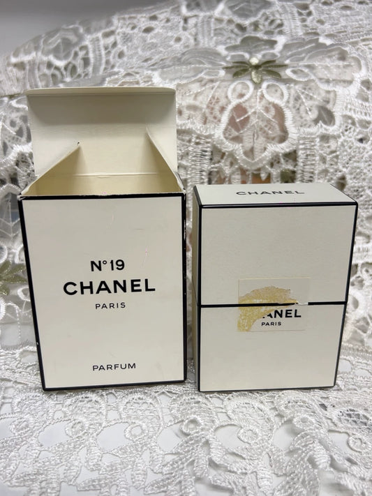 151025-53 Chanel No 19 Parfum Perfume 28ml 1 oz