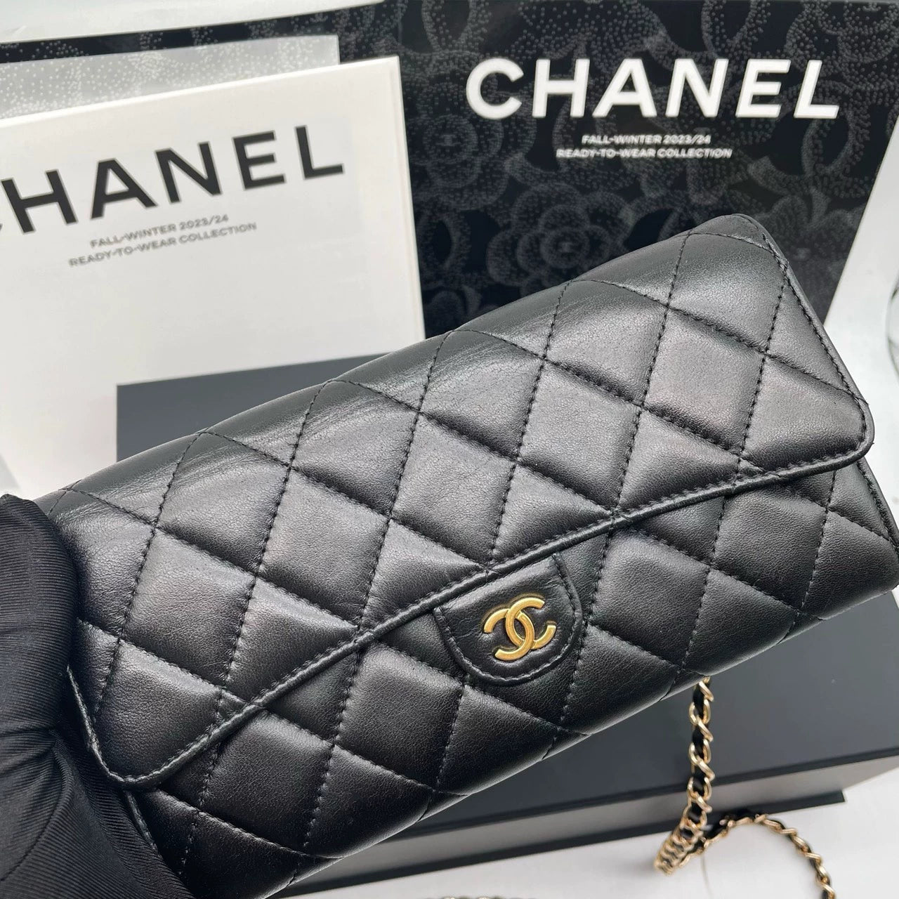 051124-35 Auth CHANEL CF CC Classic Long Flap Wallet