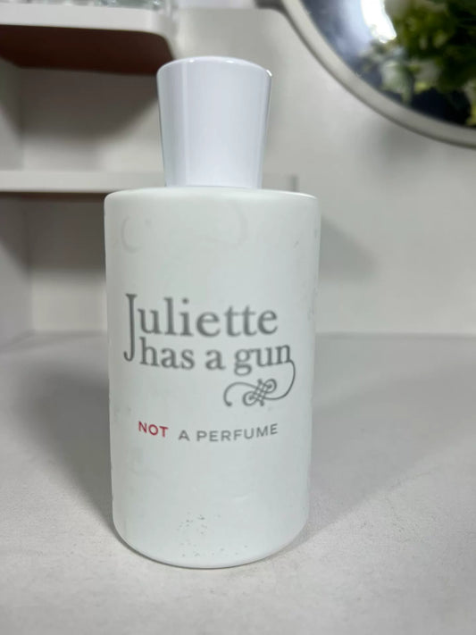 270726-33 Juliette Am Not Perfume 100ml 3.4 oz