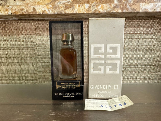 210325-32  No. 3 Givenchy III  7.5ml 1/4 oz Parfum perfume