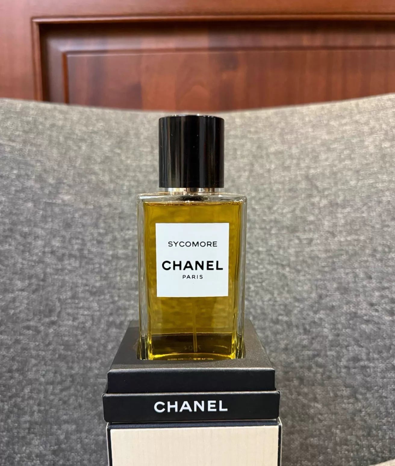 100626-12 Chanel sycamore shadow 200ml 6.8 oz EDP