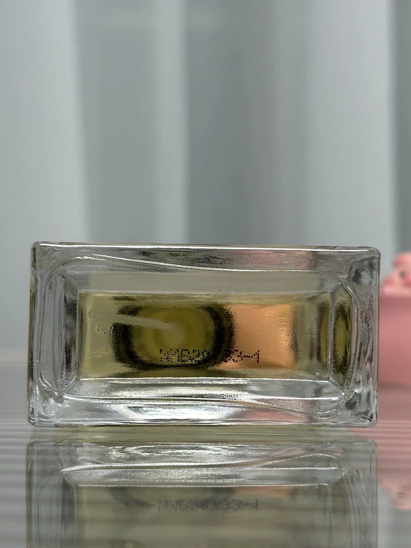 280726-1 There is box 100ml 3.4 oz