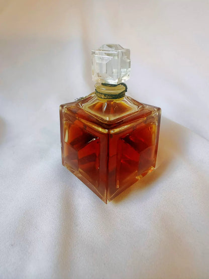 081026-68 Molinard Madrigal Pastoral Parfum