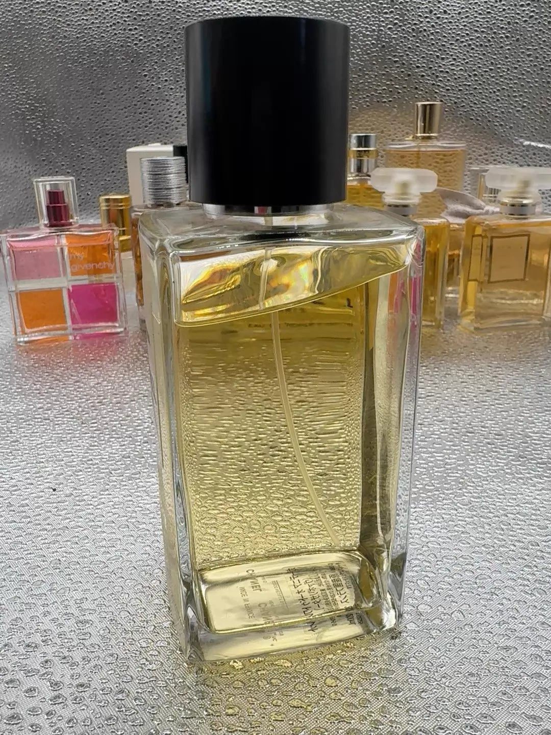 221225-4 Chanel Gardenia 200ml 6.8oz Eau de Toilette EDT