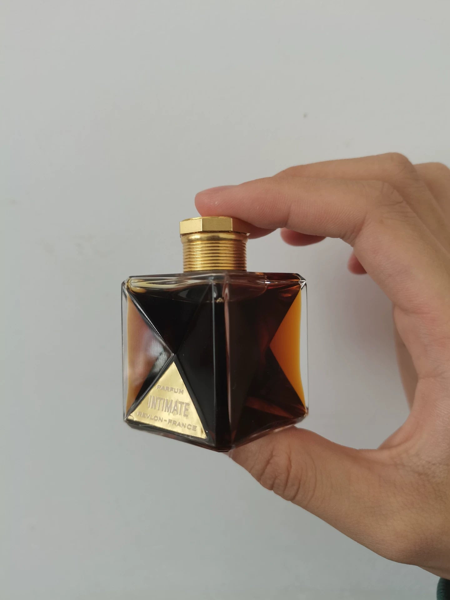 160625-91 Revlon intimate 28ml 1 oz Parfum Perfume
