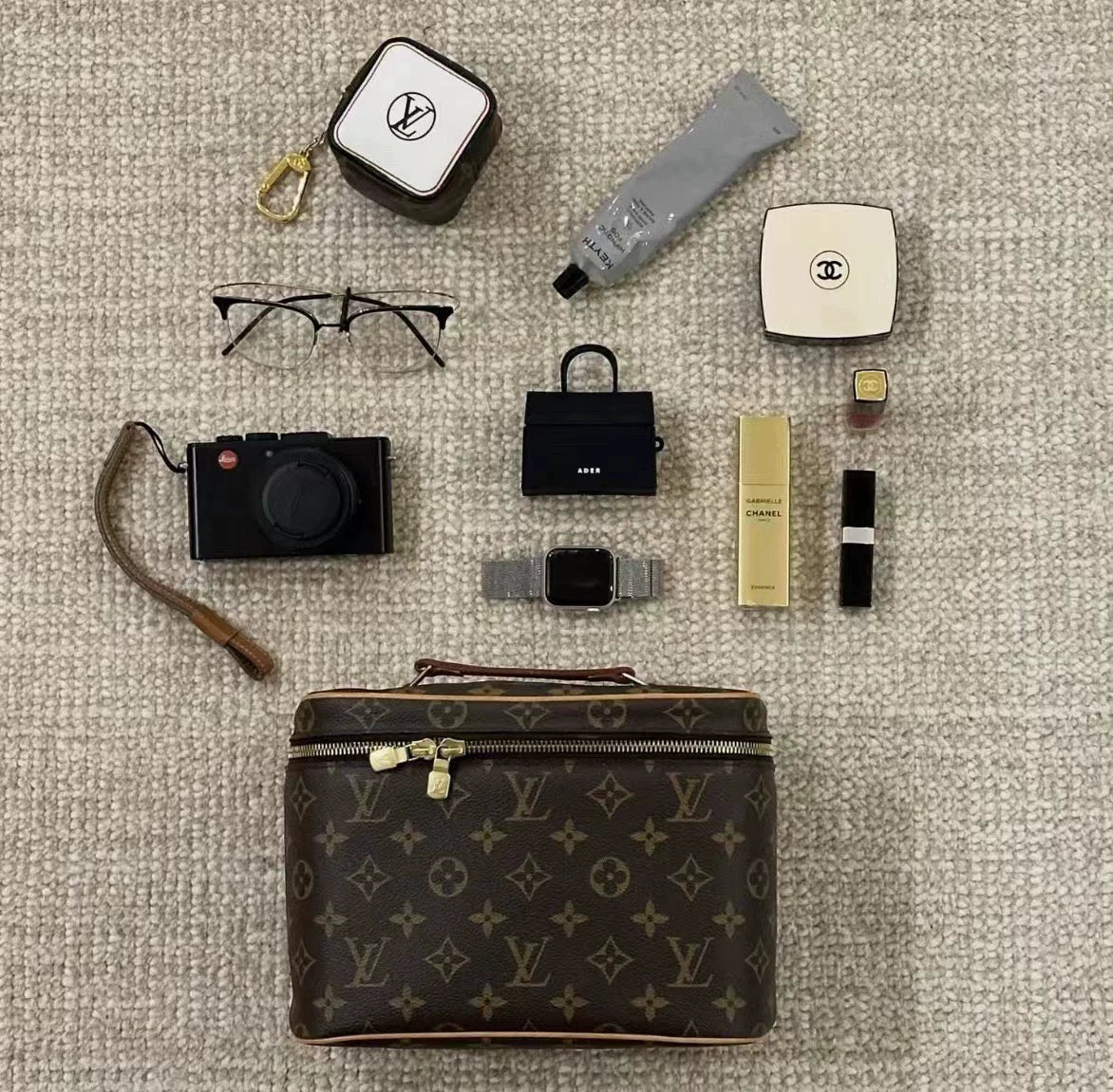 150626-bag-13 Louis Vuitton new lv presbyopia