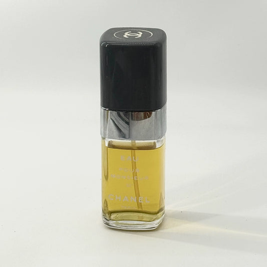 091025-58 Chanel 82ml 2.8oz