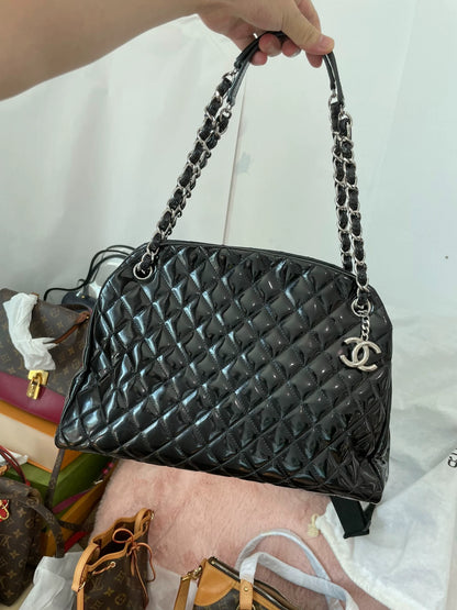 221124-4 Chanel Mademoiselle bowling bag chain shoulder bag