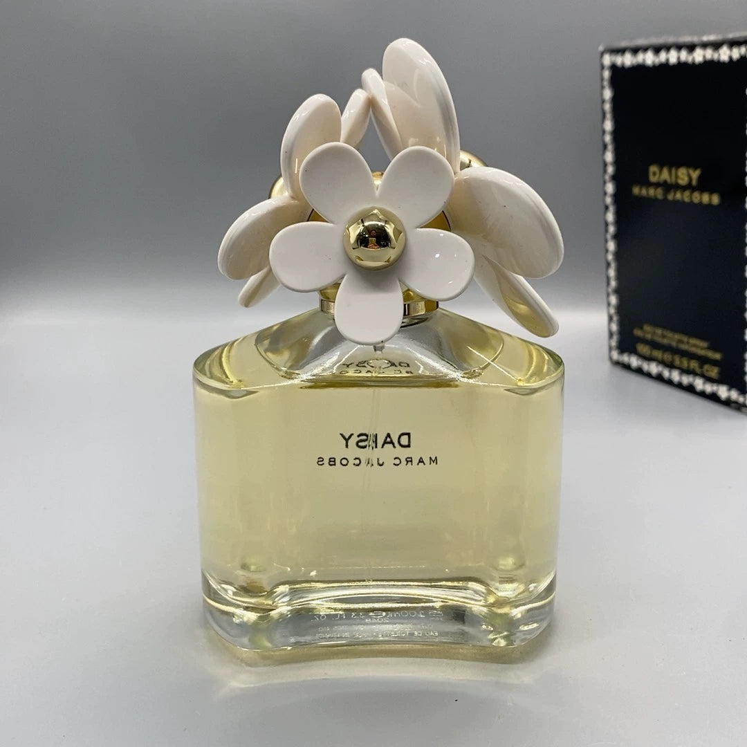 111125-38 Marc Jacobs Eau de Toilette EDT 100ml 3.4oz