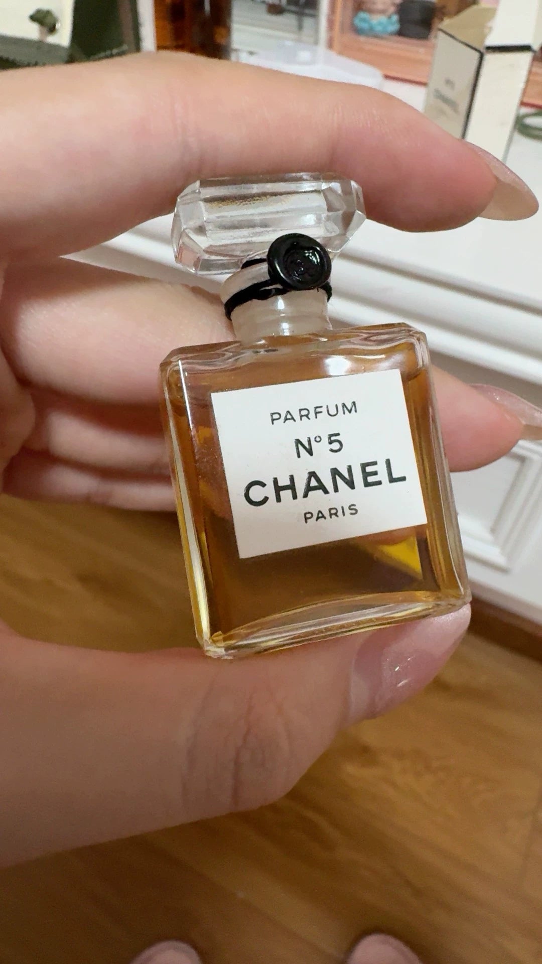 111026-15 Chanel Old Edition Parfum 7ml 0.2 oz