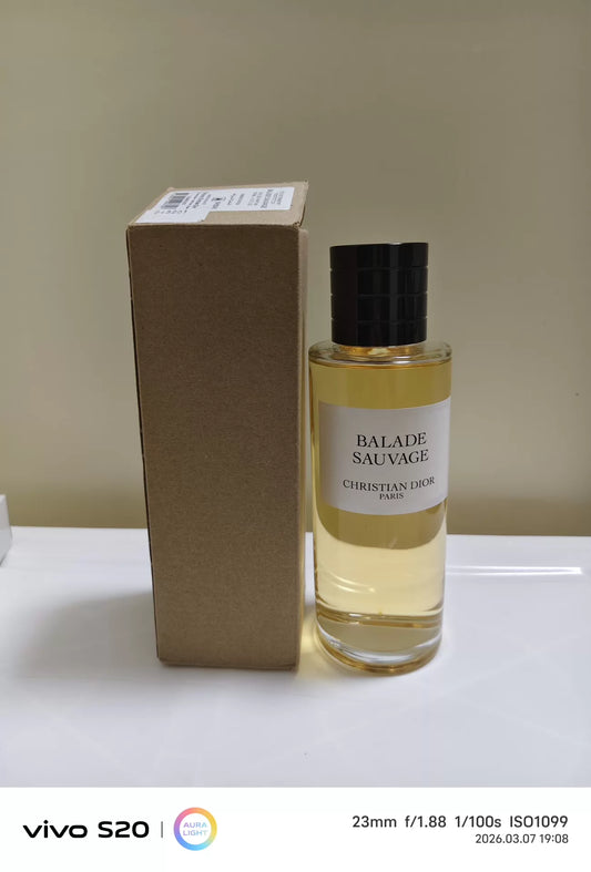 050326-69 Dior Balade Sauvage EDP 250ml 8.5oz