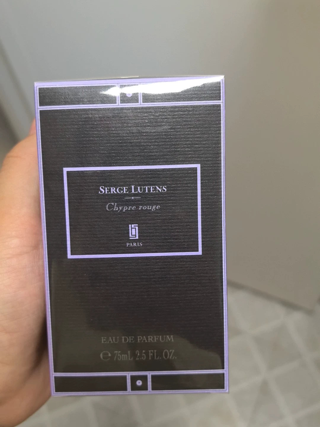 051026-lutens-27 Serge Lutens Lu Dan red Parfum 75ml 2.5 oz