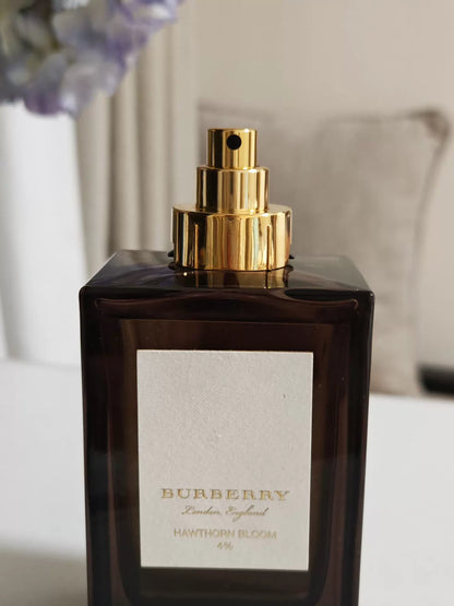 020426-127 Burberry Haute Couture Collection-Hawthorn 150ml 5.1 oz
