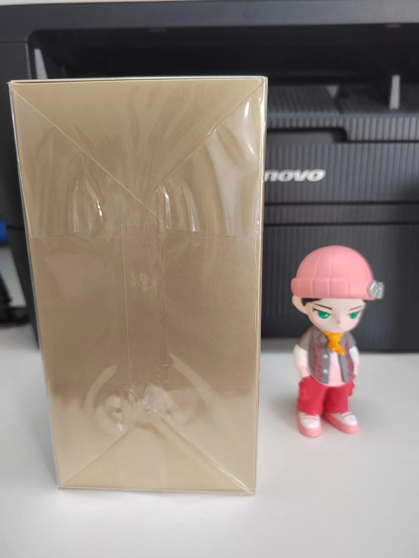010926-18 Billie Eilish 1st Perfume 100ml 3.4 oz