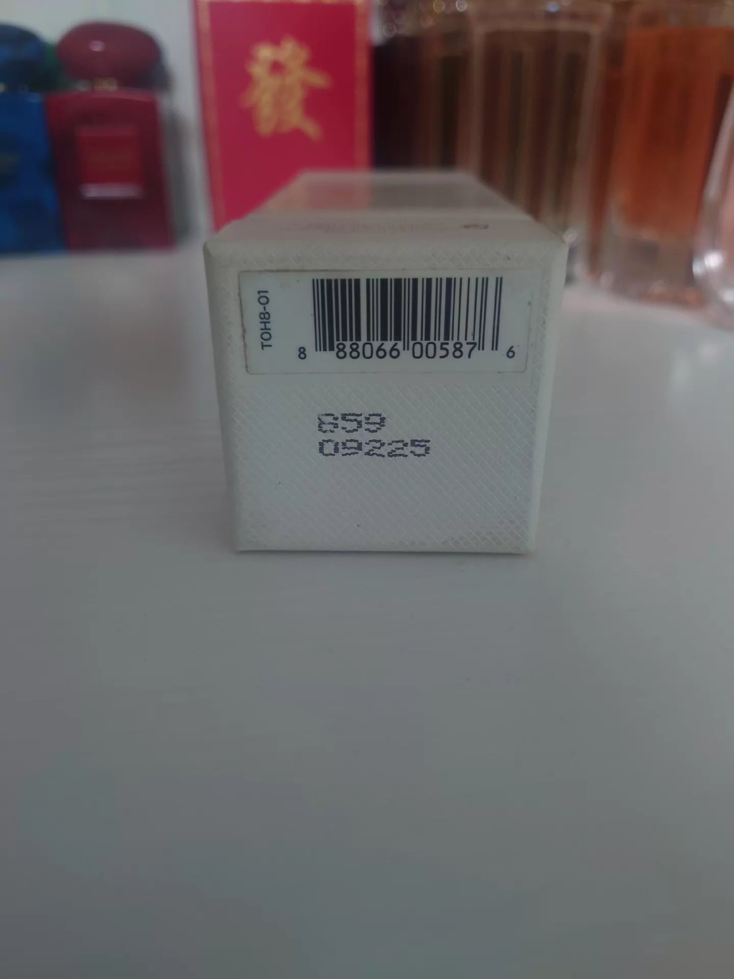 110826-79 Tom Ford jasmine musk tf Perfume