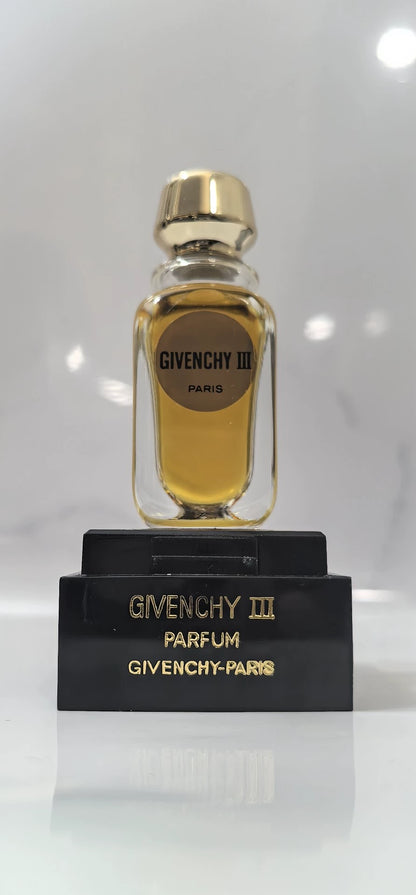 220826-351 Givenchy No. No. III 7ml 0.2 oz