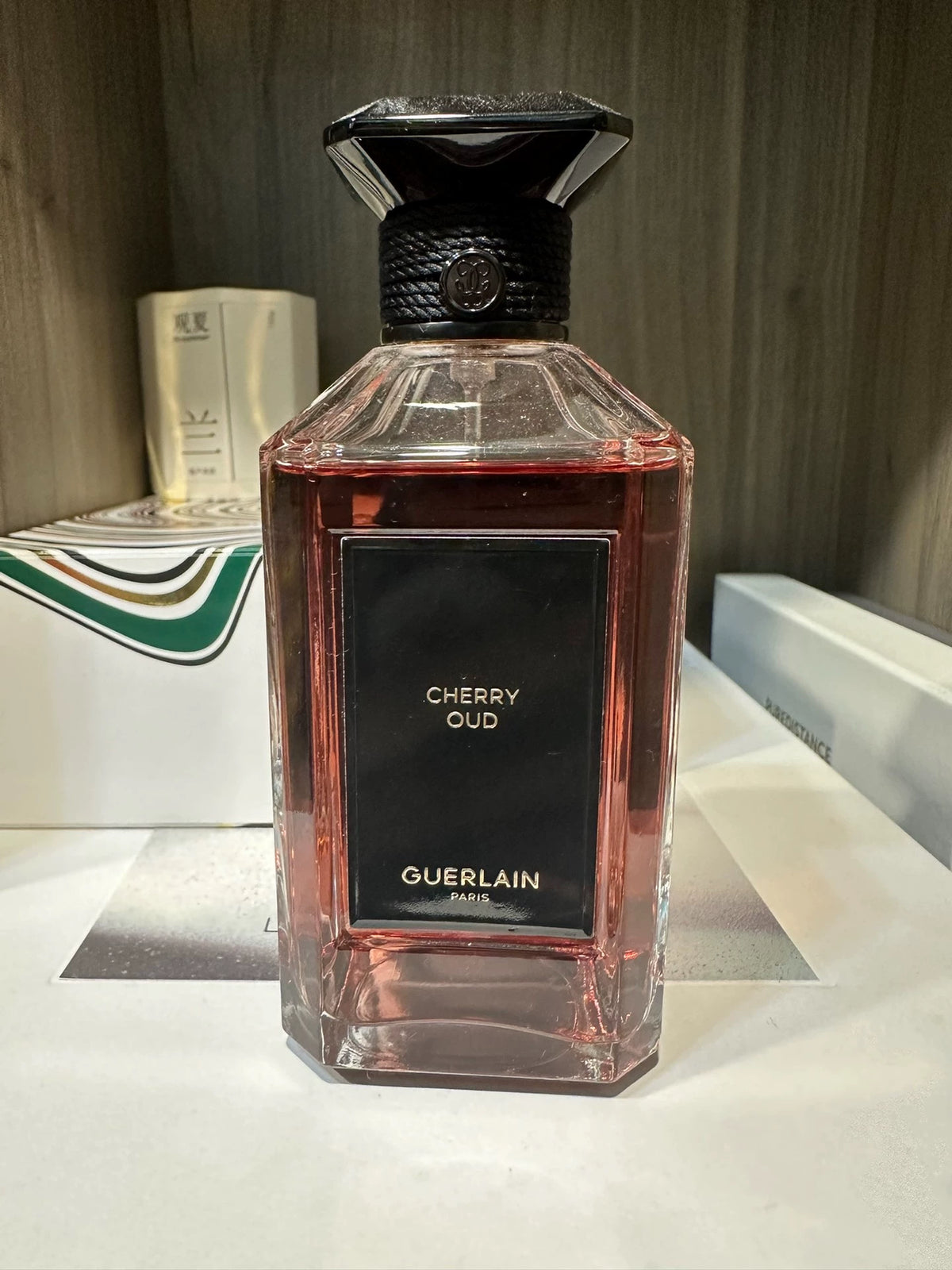 210926-81 Guerlain PARIS Parfum 200ml