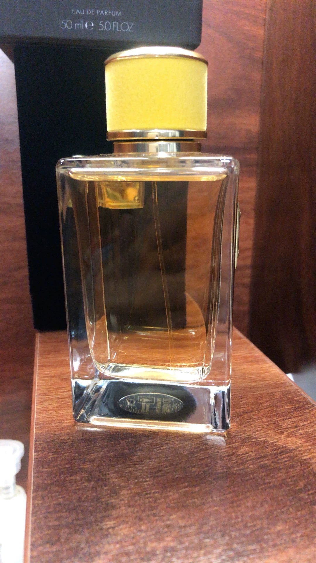 030526-24 Duggar DG Velvet Perfume 150ML 5.1 oz