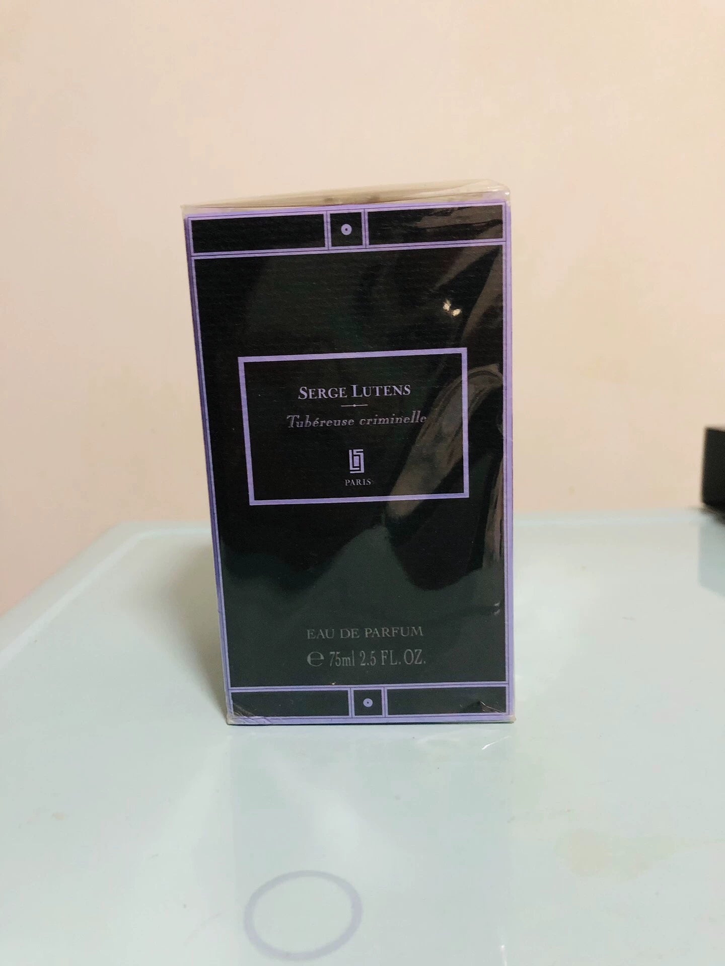 121225-84 Serge Lutens Eau de Parfum EDP 75ml 2.5oz