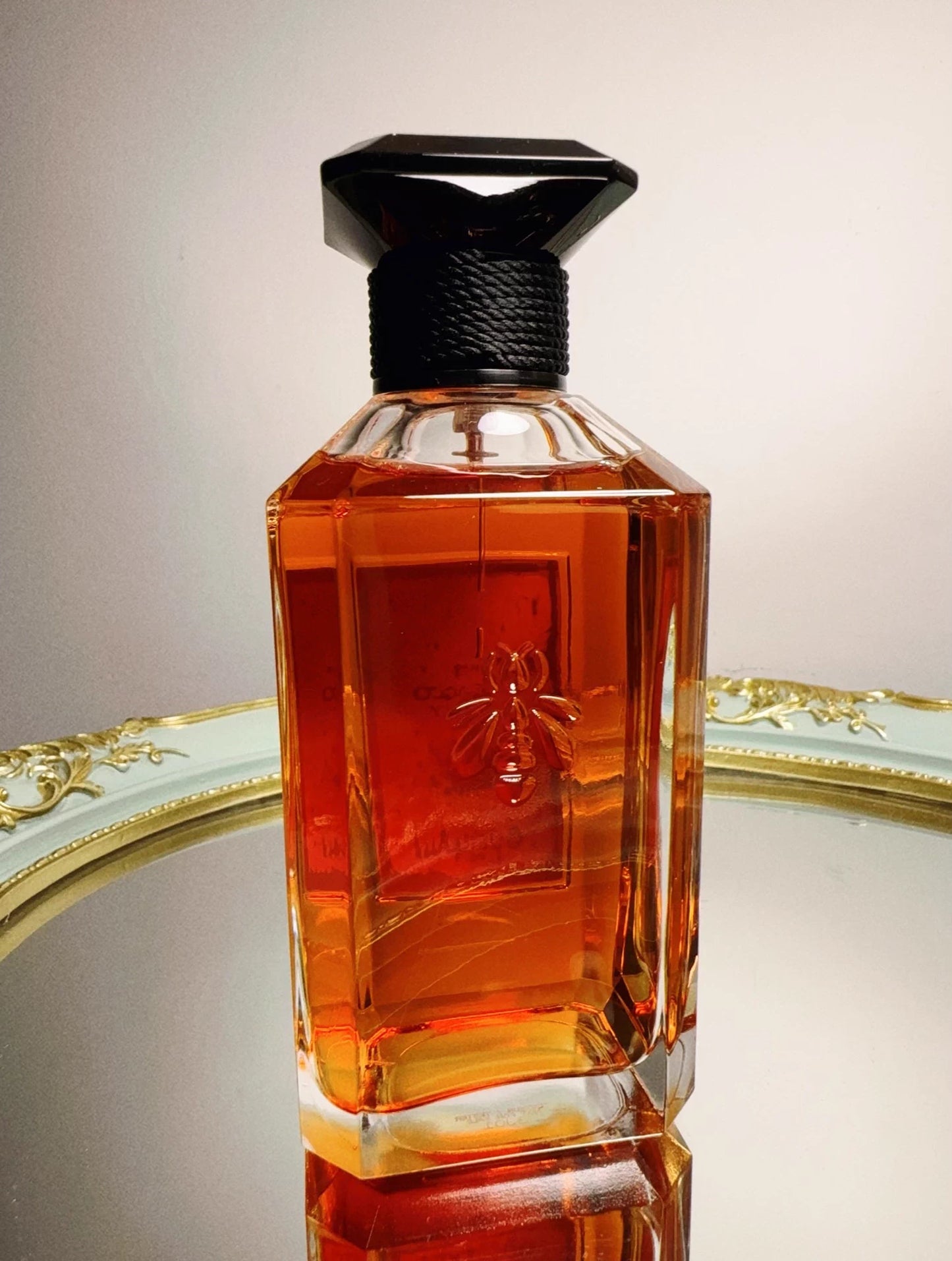 241025-12 Guerlain 200ml 6.8oz TOBACCO Honey