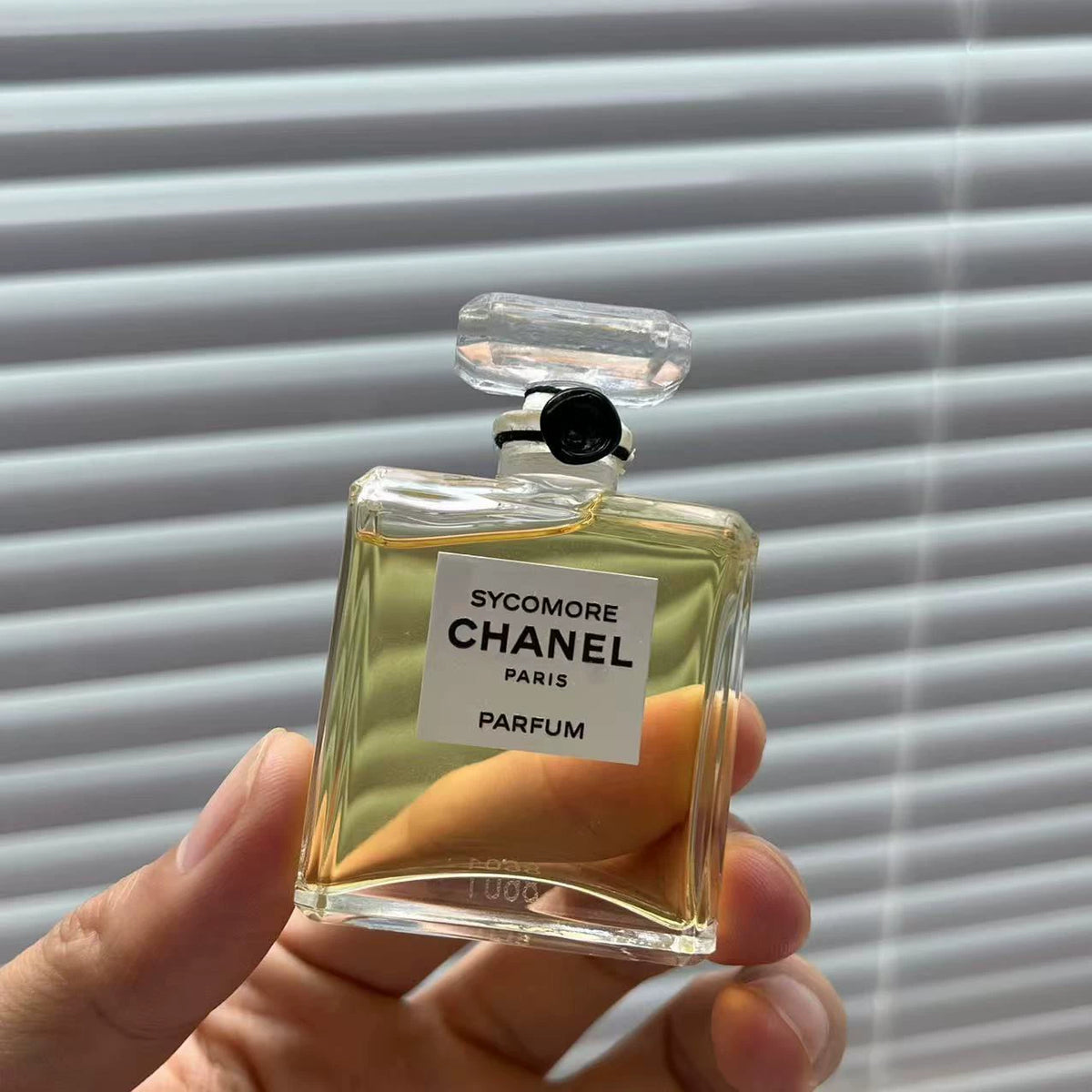 05826-388 Chanel Sycamore Shadow Wood 15ml 0.5 oz