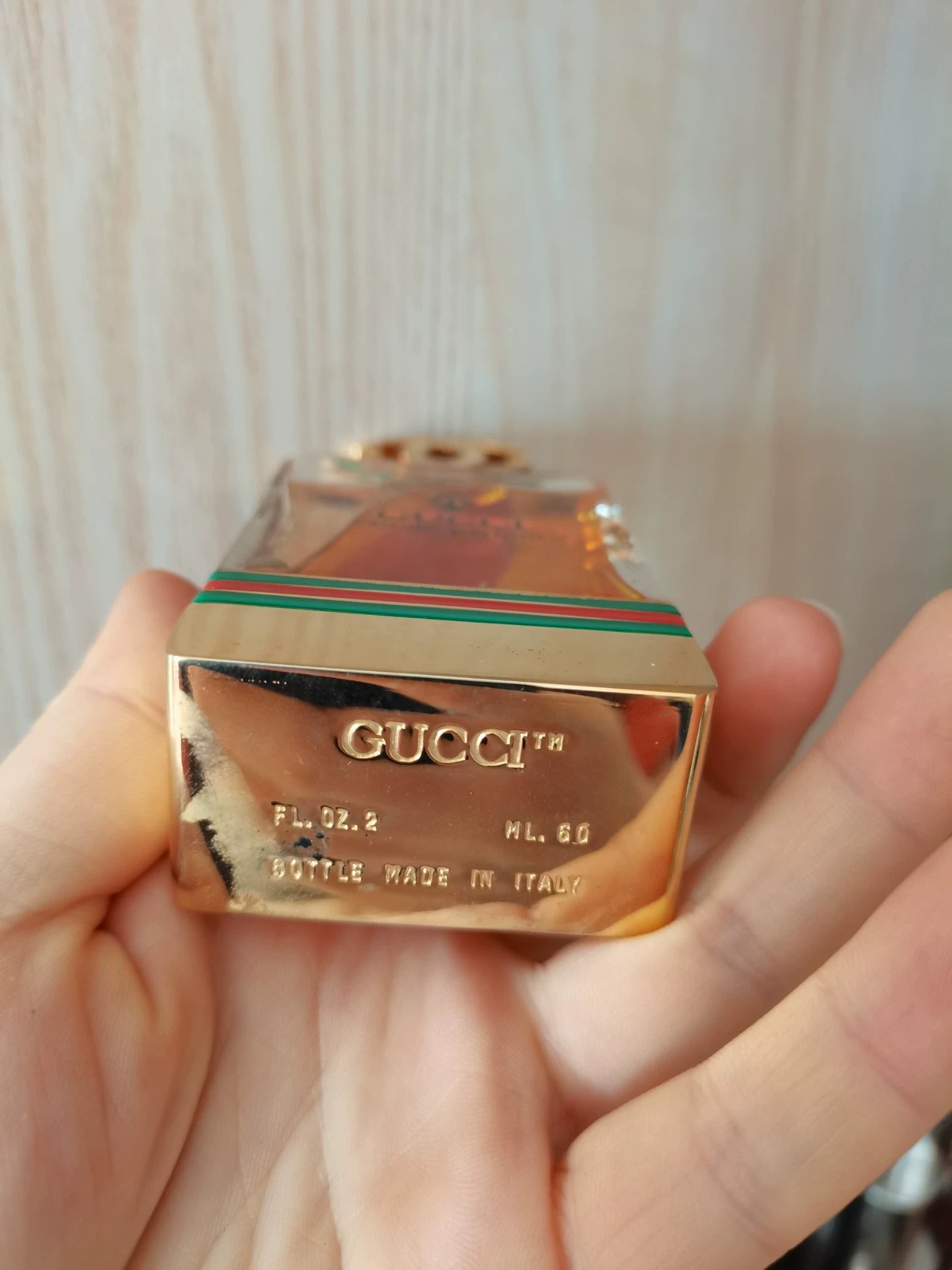 241025-67 Gucci Eau de Parfum EDP 60ml 2 oz