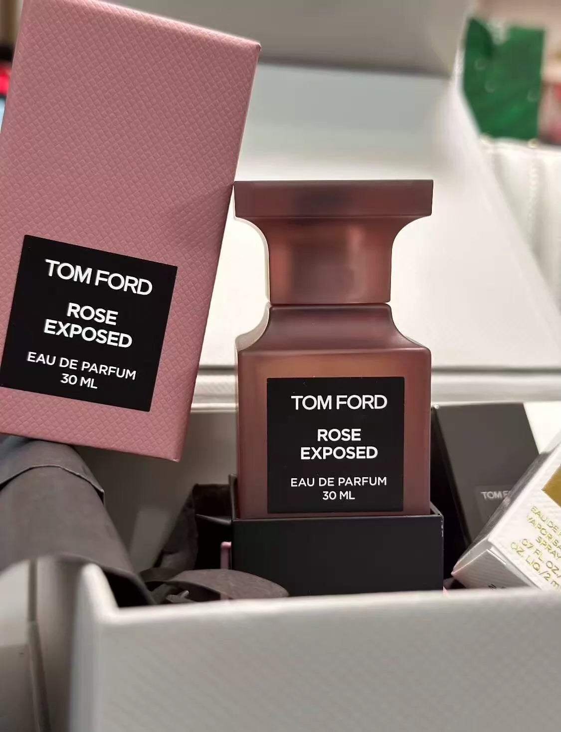150726-134 Tom Ford New Naked Rose Parfum 30ml 1 oz