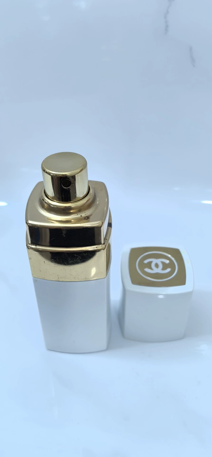 041125-110 Chanel No. 22 Eau de Toilette EDT 50ml 1.7oz