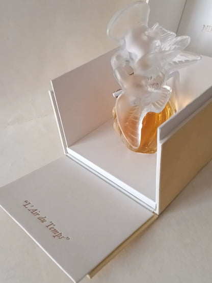 190526-233 nina ricci Lalique bottle 30ml 1 oz