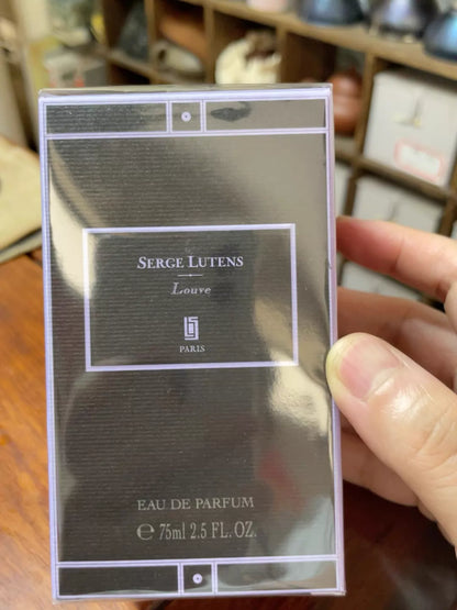 180626-95 Serge Lutens Louvre hanging clo EDP 75ml 2.5 oz
