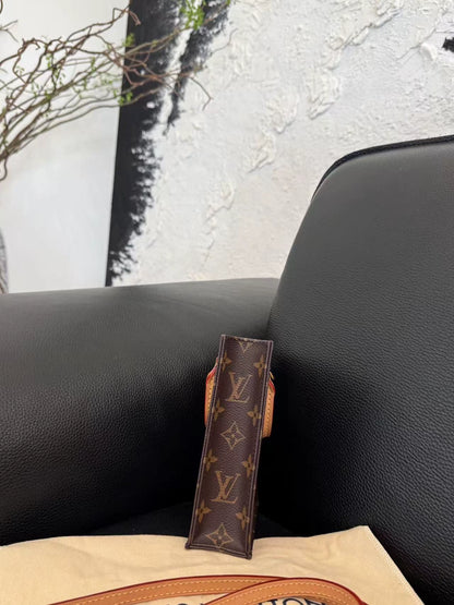 150626-bag-37 Louis Vuitton LV mini tote bag