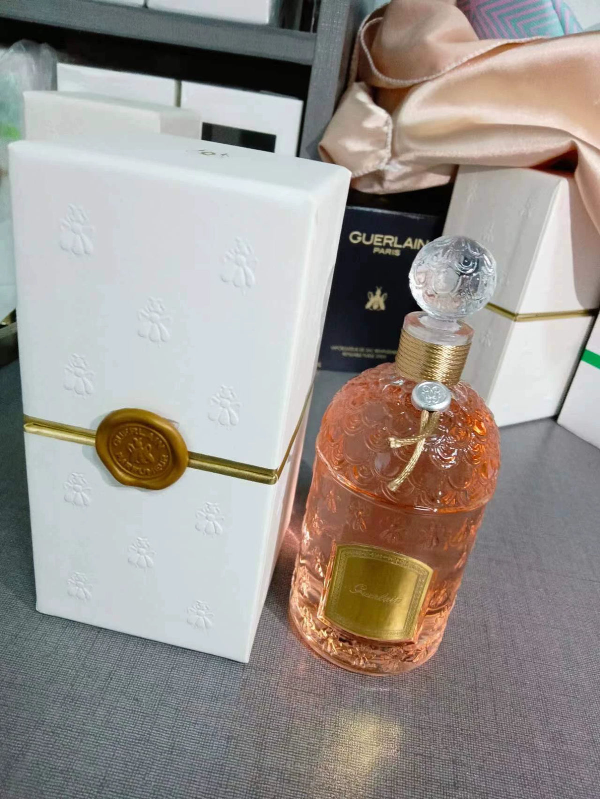 211026-66 Guerlain Collection Bee Bottle Parfum 125ml 4.2 oz