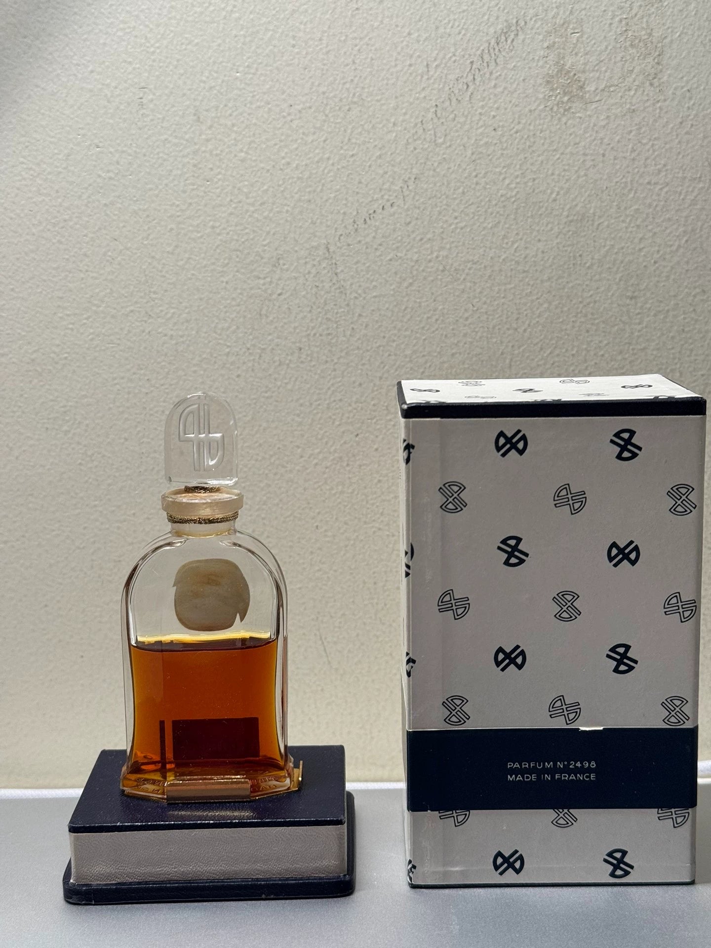 210526-37 Medium Jean patou 30ml 1 oz parfum