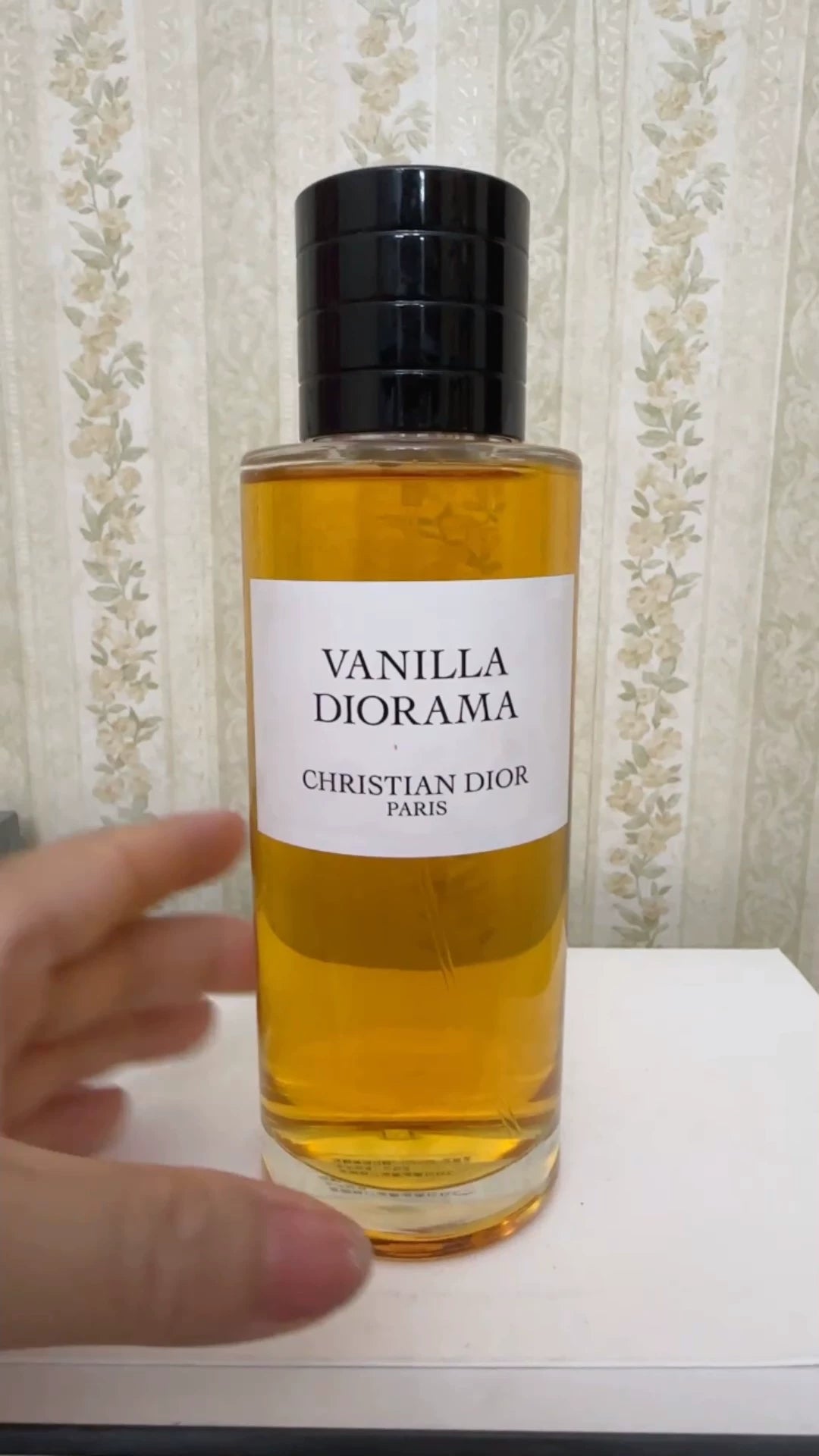 130926-27 Dior VANILLA DIORAMA CHRISTIAN PARIS VAMNILLA DIORAMA CHRISTIAN PARIS 250ML 8.5 oz