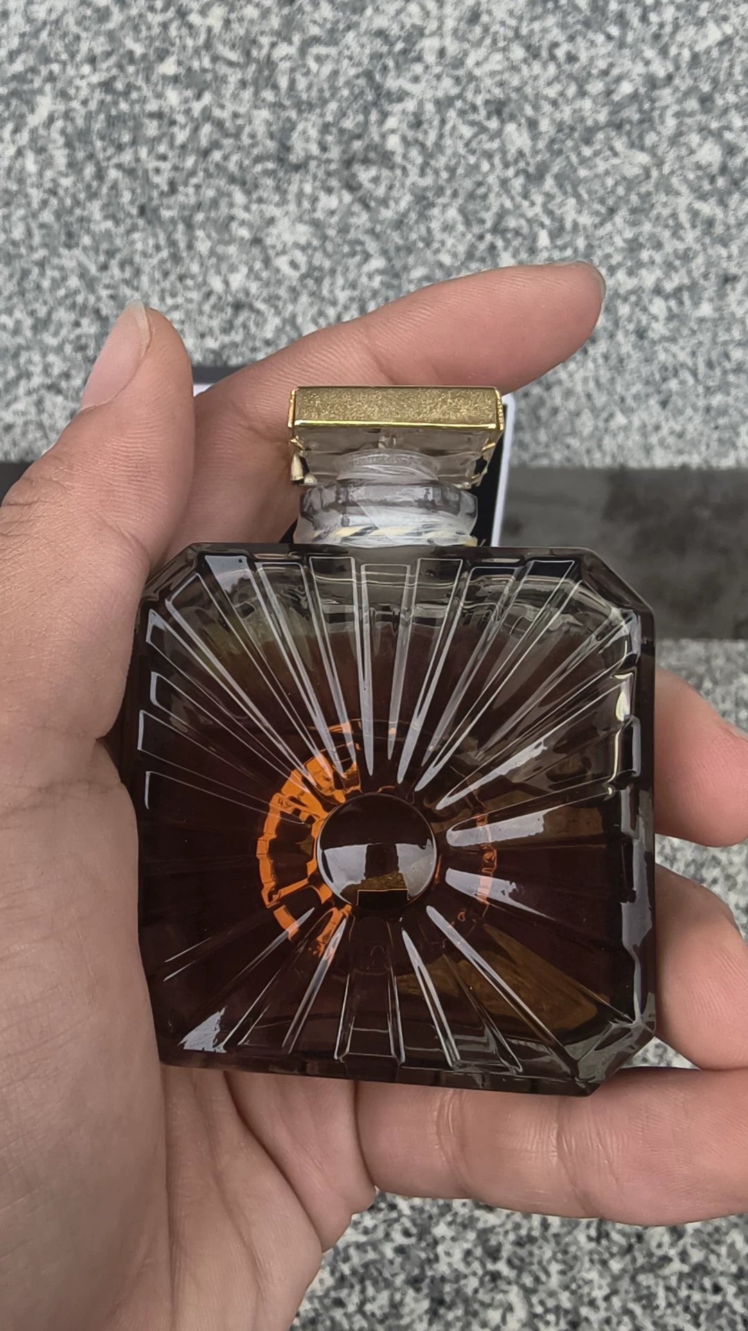 210226-15 Guerlain vol de nuit 30ml 1 oz parfum perfume